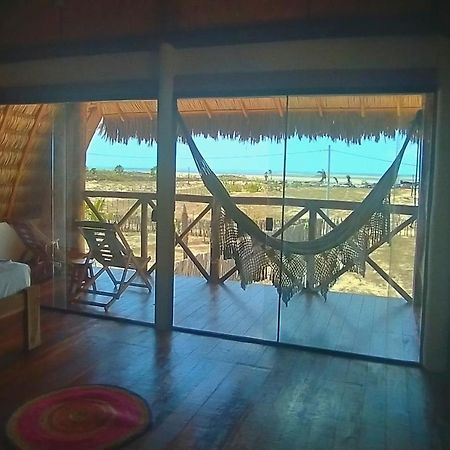 Nomads Village, Macapa Luis Correia Luaran gambar