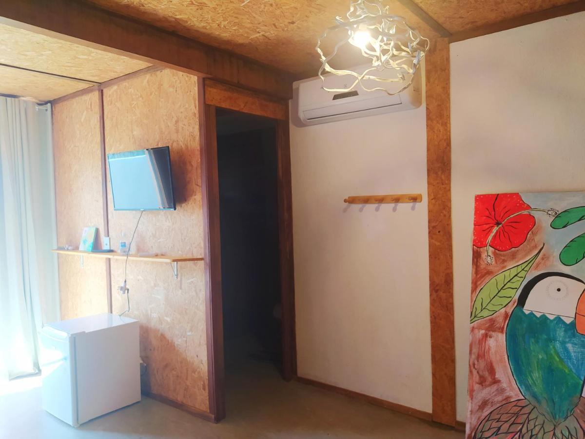 Nomads Village, Macapa Luis Correia Luaran gambar